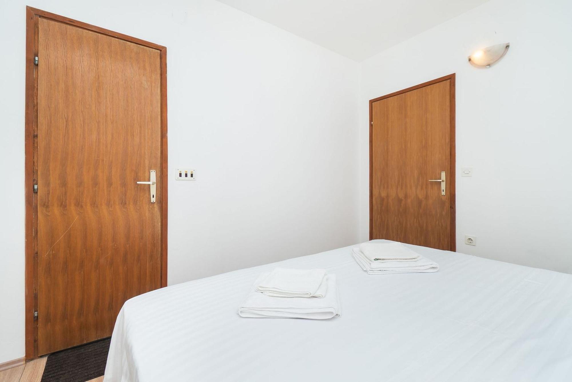 Apartment Ljuba Primošten Extérieur photo