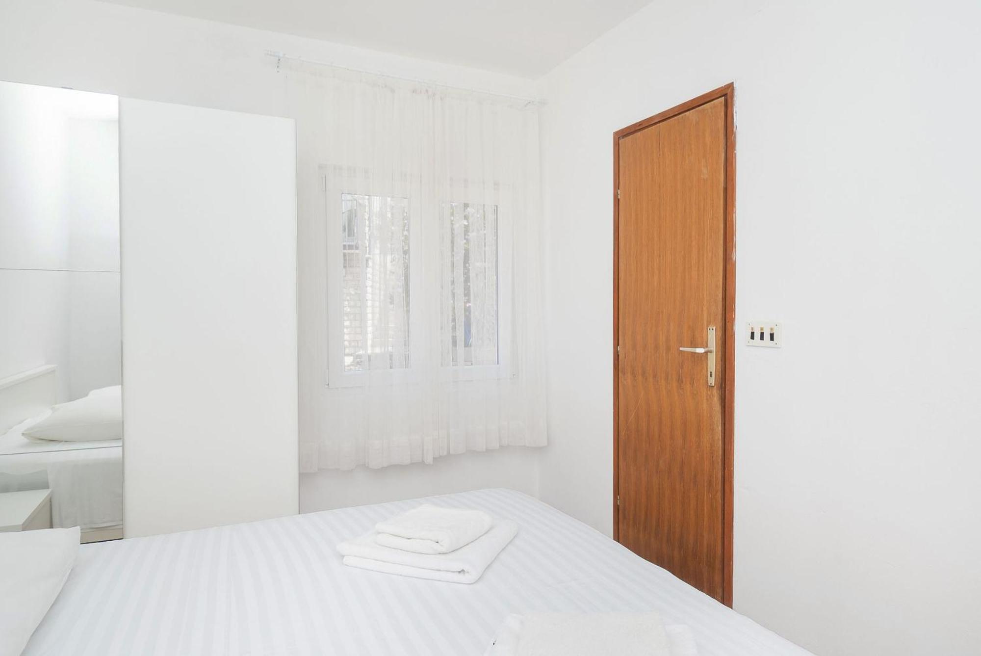 Apartment Ljuba Primošten Extérieur photo